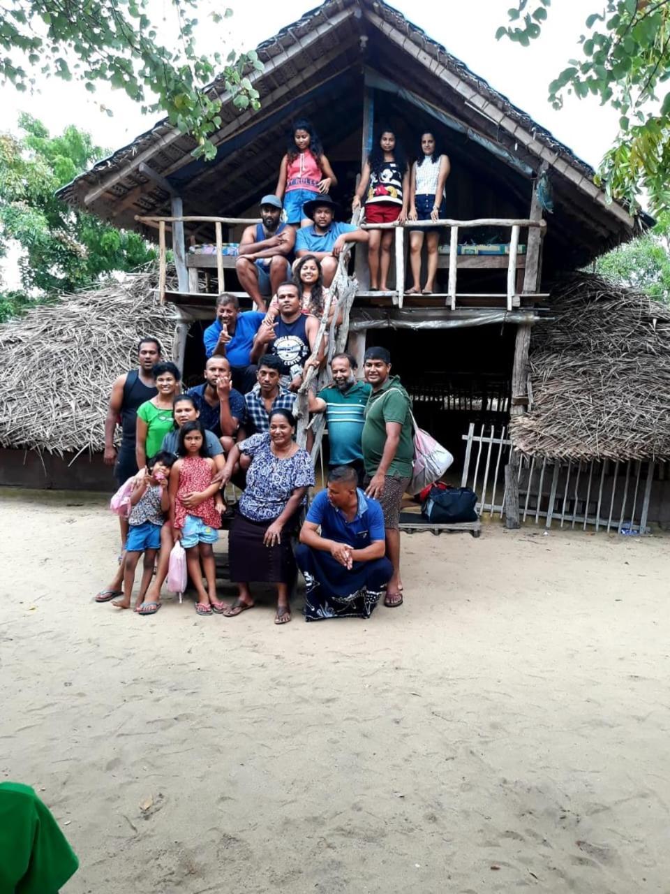 Jungle Surf Camp Bed and Breakfast Panama Eksteriør billede